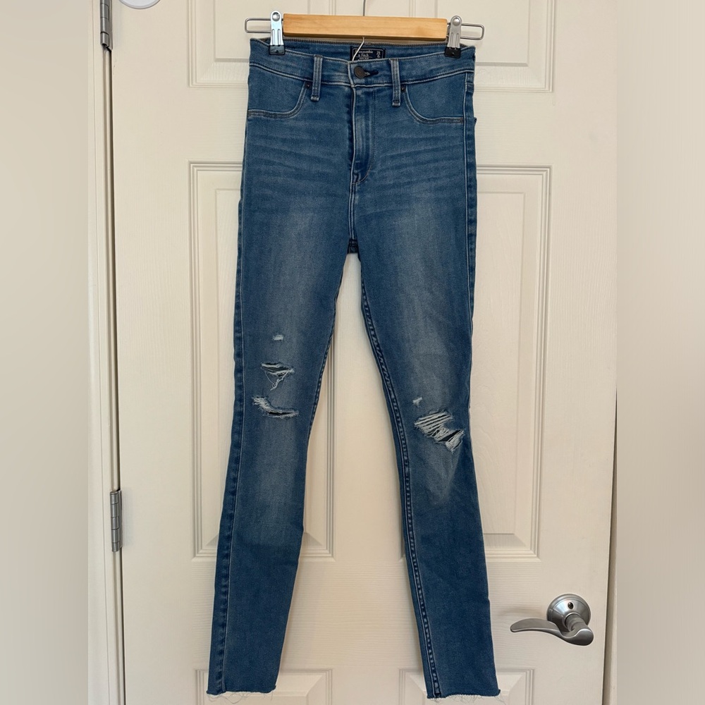 Abercrombie High Rise Jean Legging size 25 Short